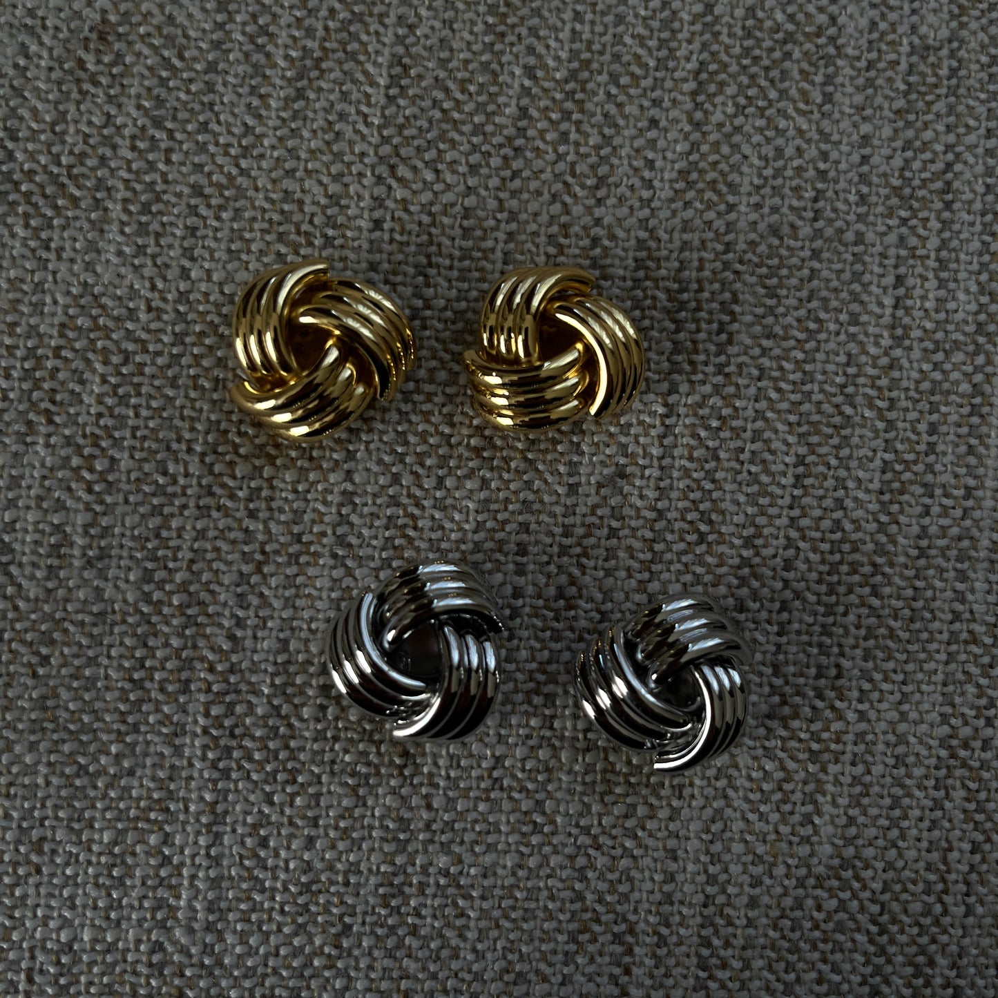 Bambi knot earrings - silver